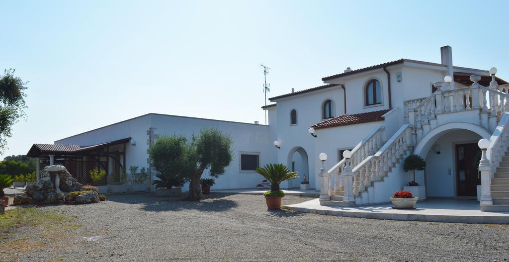 Masseria Paglieroni Martina Franca Buitenkant foto