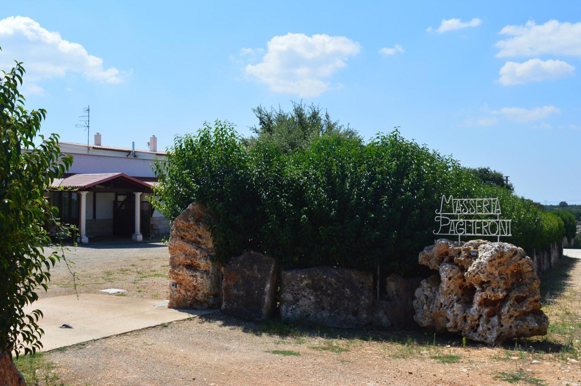 Masseria Paglieroni Martina Franca Buitenkant foto